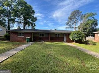 127 Pineview Dr, Athens, GA 30606