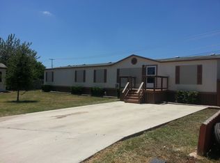 577 Gateway Cir, New Braunfels, TX 78130