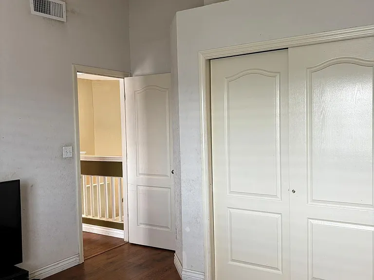 2313 Passage Pl — Photo 27