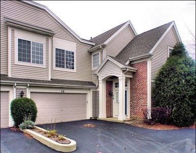 48 W Briarwood Dr, Streamwood, IL, 60107