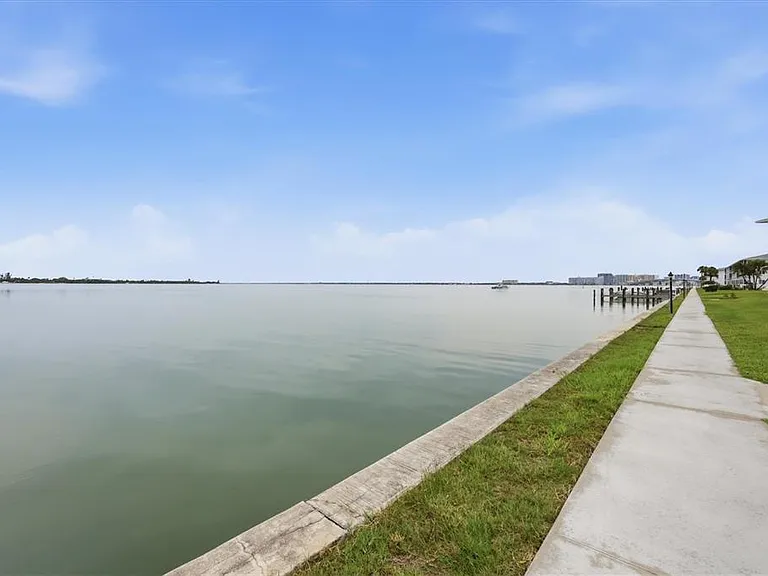 769 John Ringling Blvd #4 — Photo 31