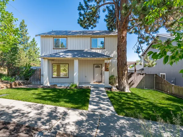20000 Sorrento Pl, Bend, OR 97702