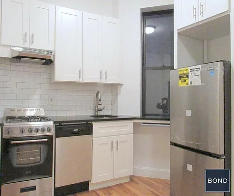 Rented by Bond New York | media 8