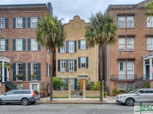18 W Taylor St, Savannah, GA 31401
