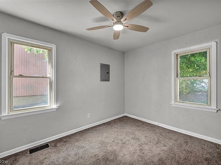 12508 Sobieski Ave — Photo 24
