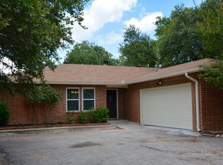 1902 Mockingbird Ln, Leander, TX 78641