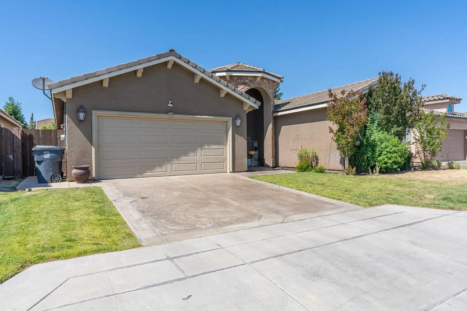 507 Ficklin Dr photo 1