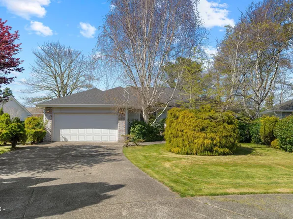 1480 S Edgewood St, Seaside, OR 97138