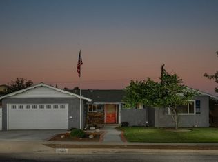 1120 N Soldano Dr, Azusa, CA