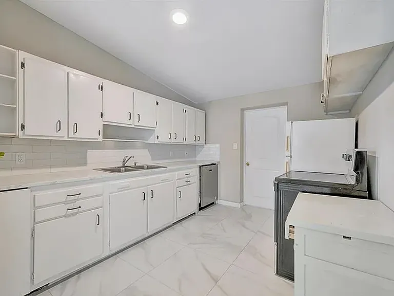 6607 Georgia Ave — Photo 4