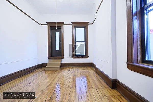 Rented by ZealEstate Group Inc | media 31