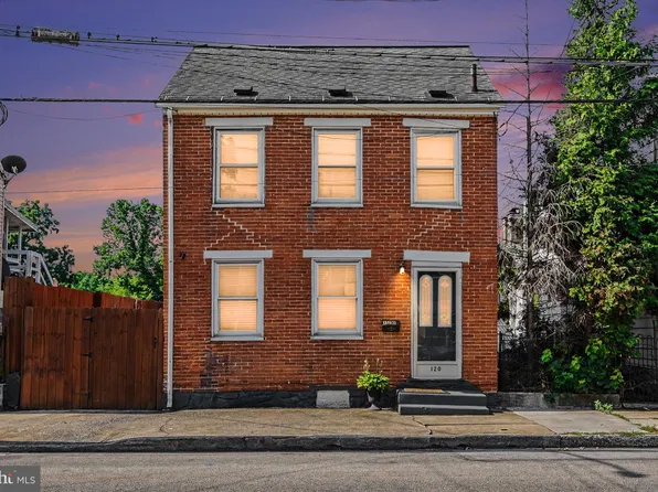 120 E North St, Carlisle, PA 17013