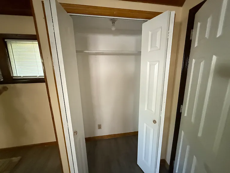 149 Playter St #1 — Photo 16