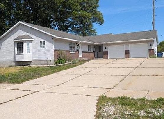 2nd image of 1536 Garrison Rd #1538