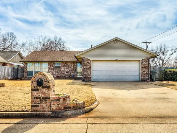 1332 N Saint Mathews Dr, Oklahoma City, OK 73110