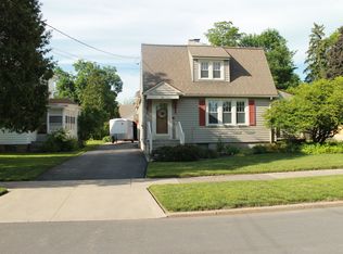 47 Brookline Dr, Utica, NY 13501
