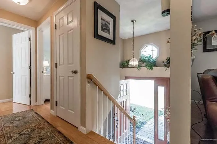 45 Racine Ave — Photo 3