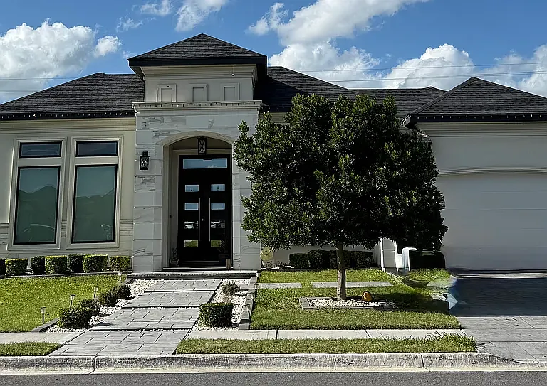 3412 Saint Honore Dr — Photo 1
