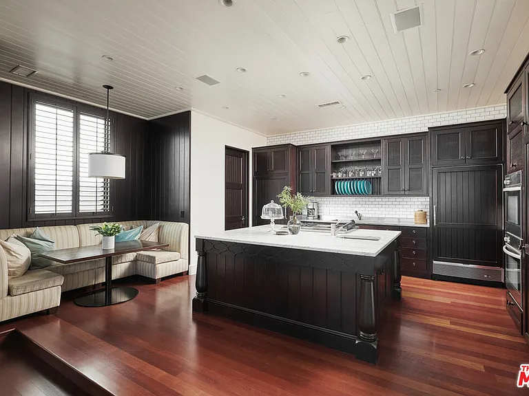 31 Bay Dr — Photo 11