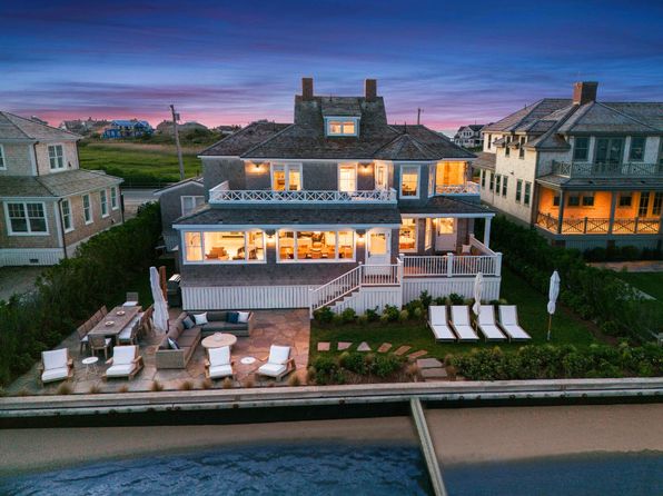 36 Easton St, Nantucket, MA 02554