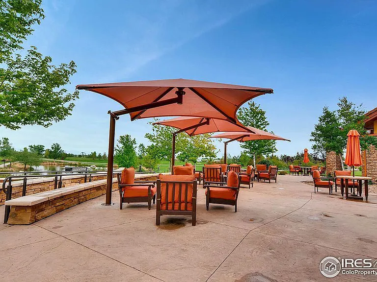 Lodge - Outdoor Area