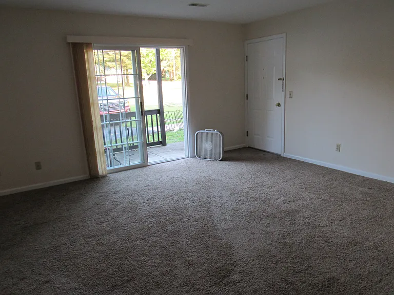218 Winchester Rd #1 — Photo 4