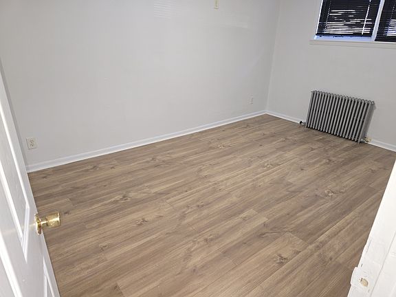 2nd image of 483 Van Cortlandt Park Ave #1