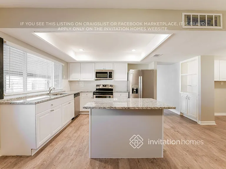 2600 Treeview Dr — Photo 8