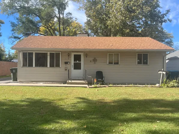 118 S Normandy Dr, Chicago Heights, IL 60411