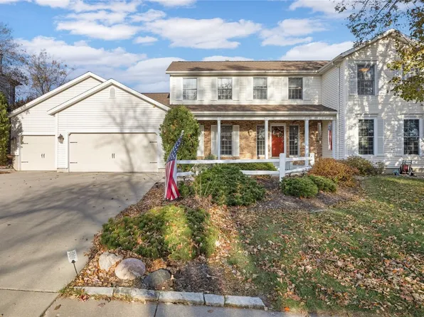 6726 Bowman Ln NE, Cedar Rapids, IA 52402