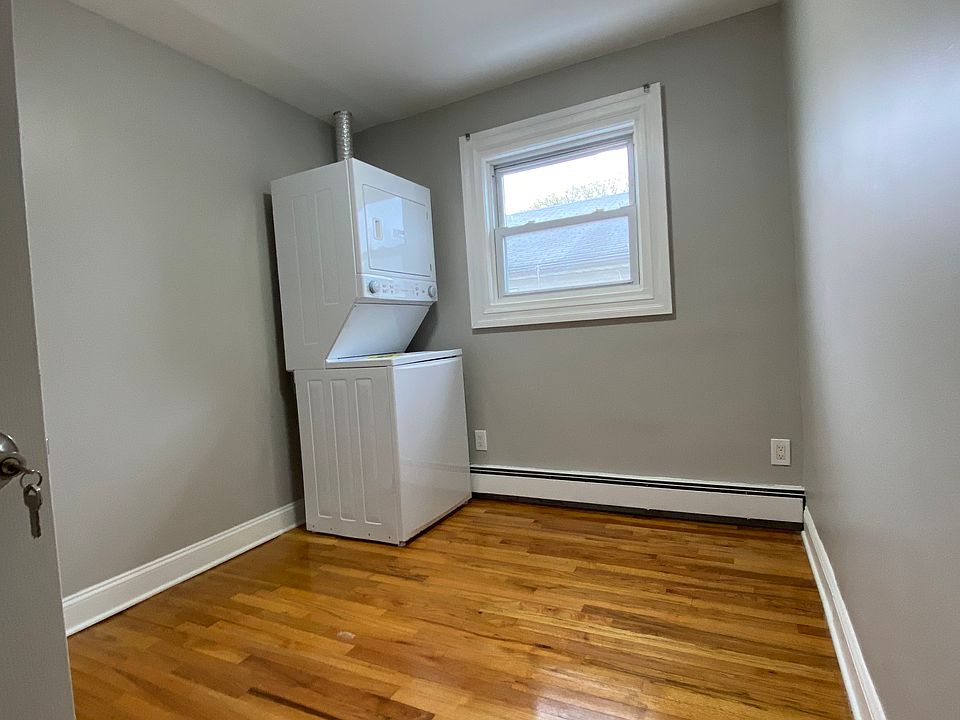 1st image of 14605 226th St #2