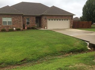 101 Meadows Ln, Beebe, AR 72012