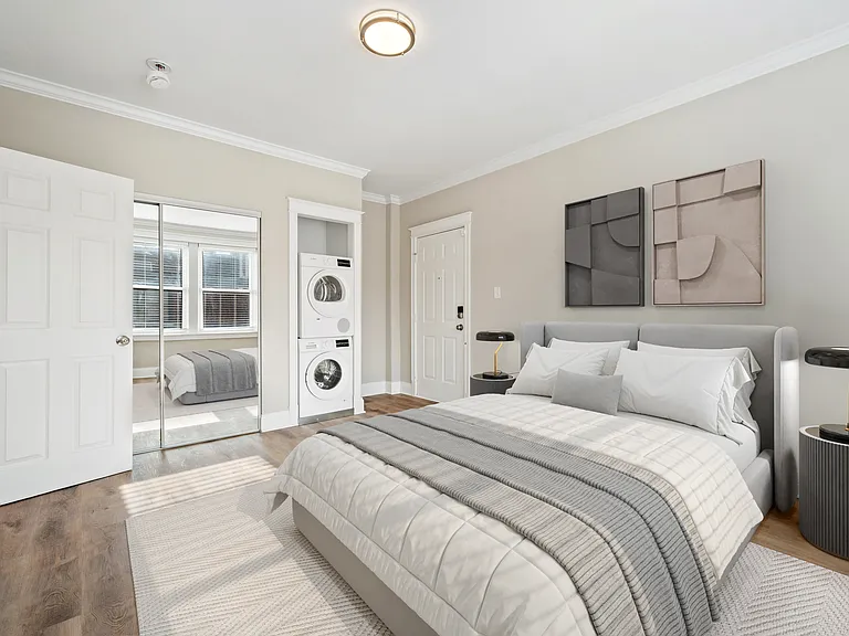 4372 Lindell Blvd — Photo 12