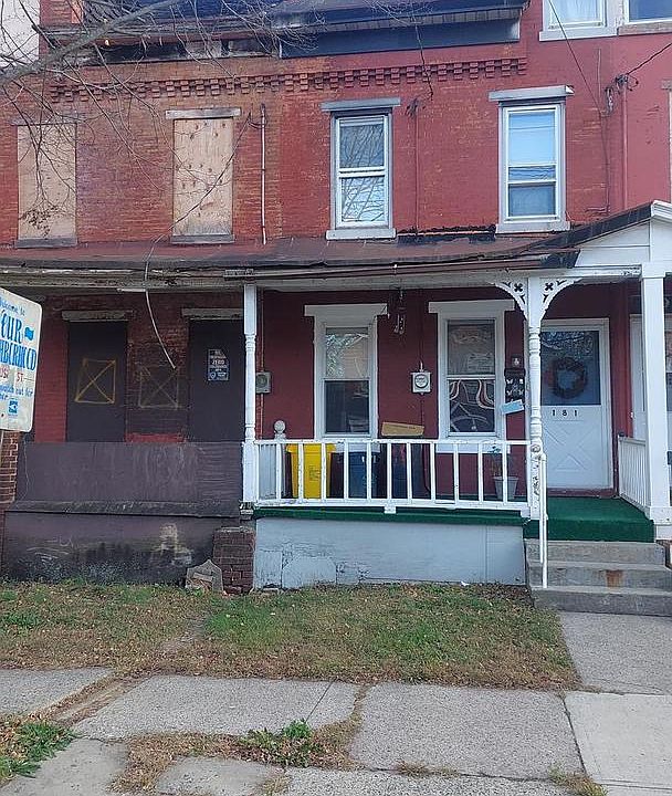 1st image of 181 Locust St
