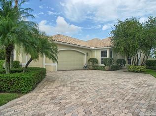 2538 Players Ct, Wellington, FL 33414