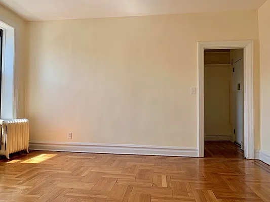 Rented by The Brokerage Group LLC | media 12