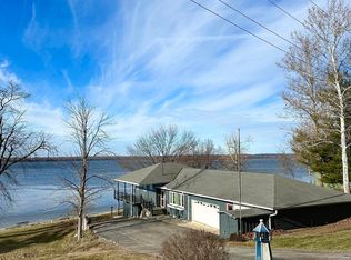 2592 N Sycamore Haven Dr, Nauvoo, IL 62354