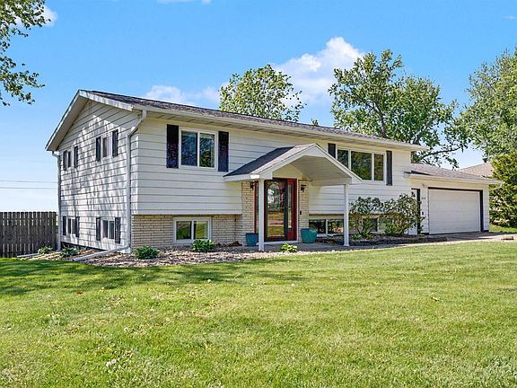2nd image of 2019 Greenhill Dr