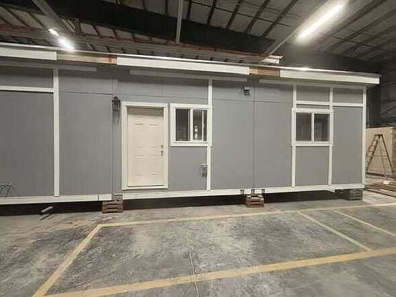 3rd image of 151 Cal Pac Rd #6