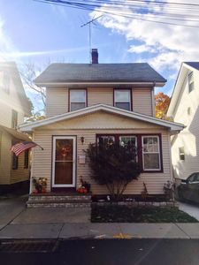 16 Lester St, Staten Island, NY, 10314