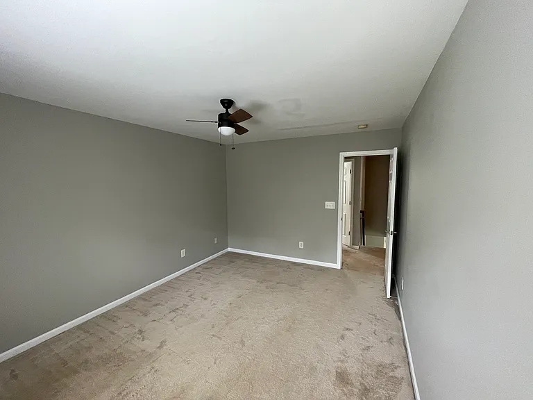 upstair room 2