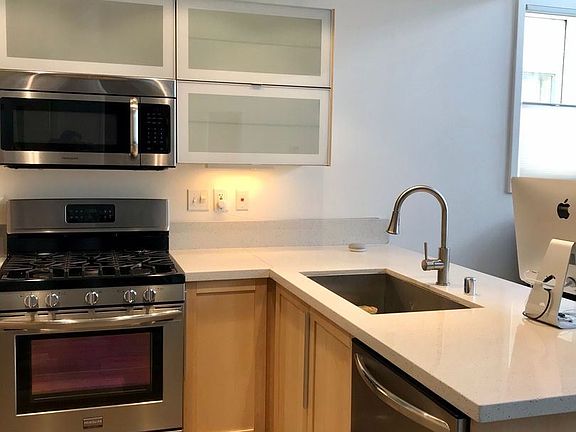 4th image of 742 1st St W #11