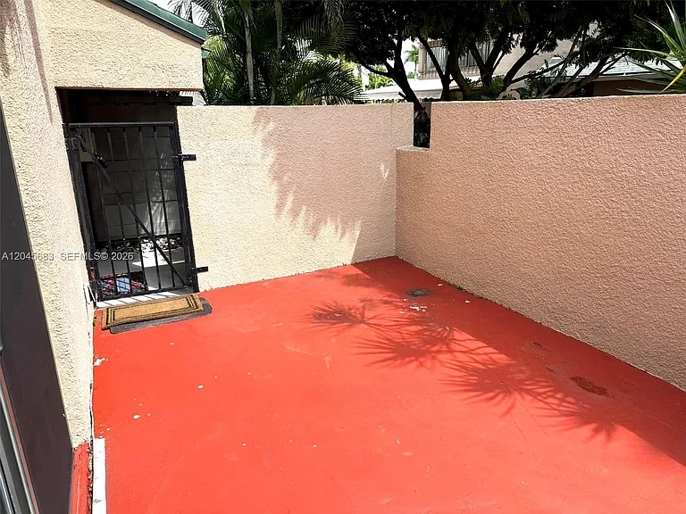 9112 SW 159th Ter #A — Photo 11