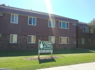 1025 Echo Dr SE APT 103, Hutchinson, MN 55350