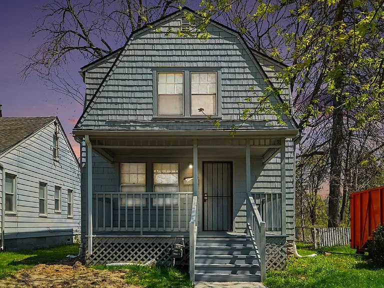 15818 Westbrook St — Photo 1