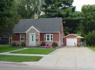 624 5th St W, Hastings, MN 55033