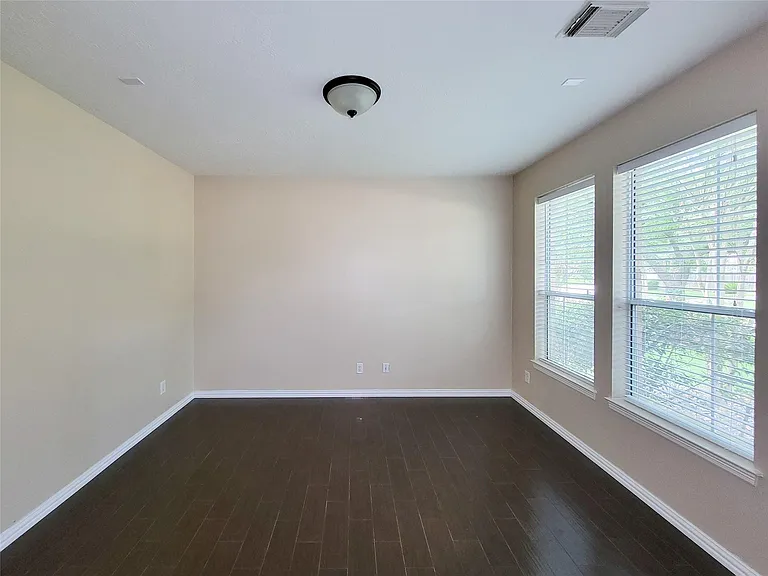 914 Ivory Ridge Ln — Photo 7