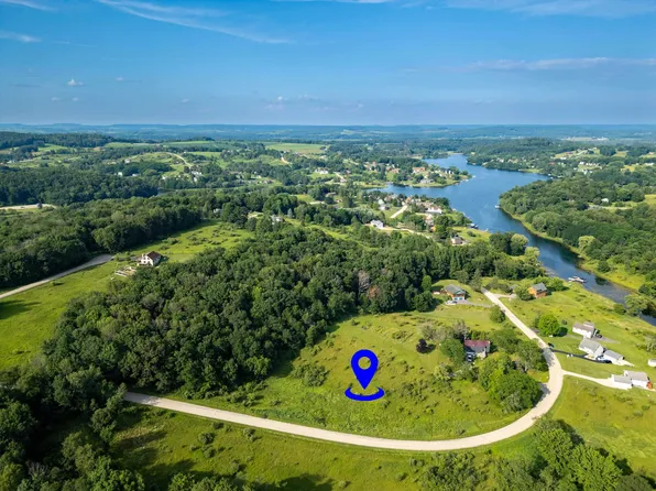 L136 Staghorn Black Frst, La Valle, WI 53941