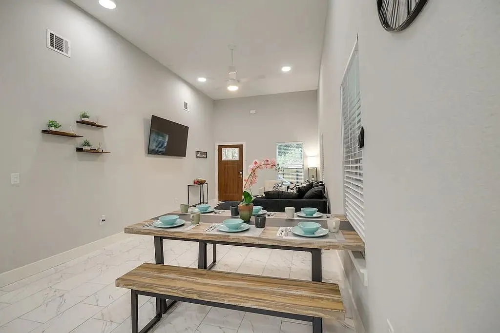 3 bed, 1479 sqft, $750 — Photo 4