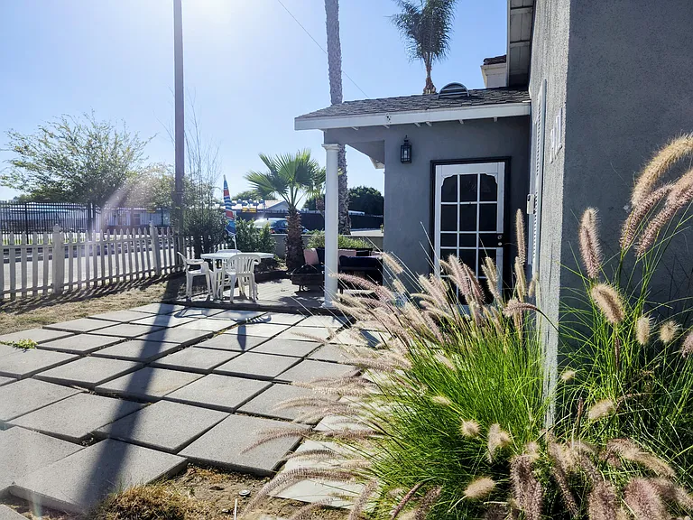 2421 Ruhland Ave — Photo 8